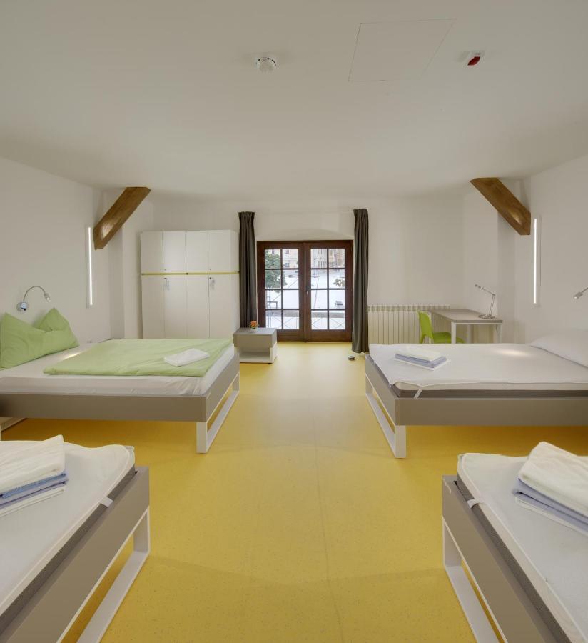Hi Hostel Stara Pekara オシエク エクステリア 写真